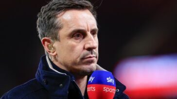 Football Pundits Clash Over Premier League Team Selections