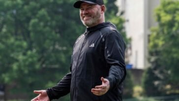 Wayne Rooney’s Plymouth Tenure Ends Amidst Player Discontent