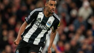 Arsenal Urged to Splash Out on Newcastle’s Isak Following Saka Injury Blow
